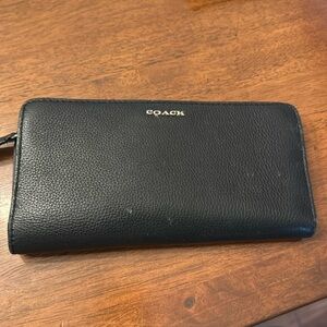 Coach wallet black